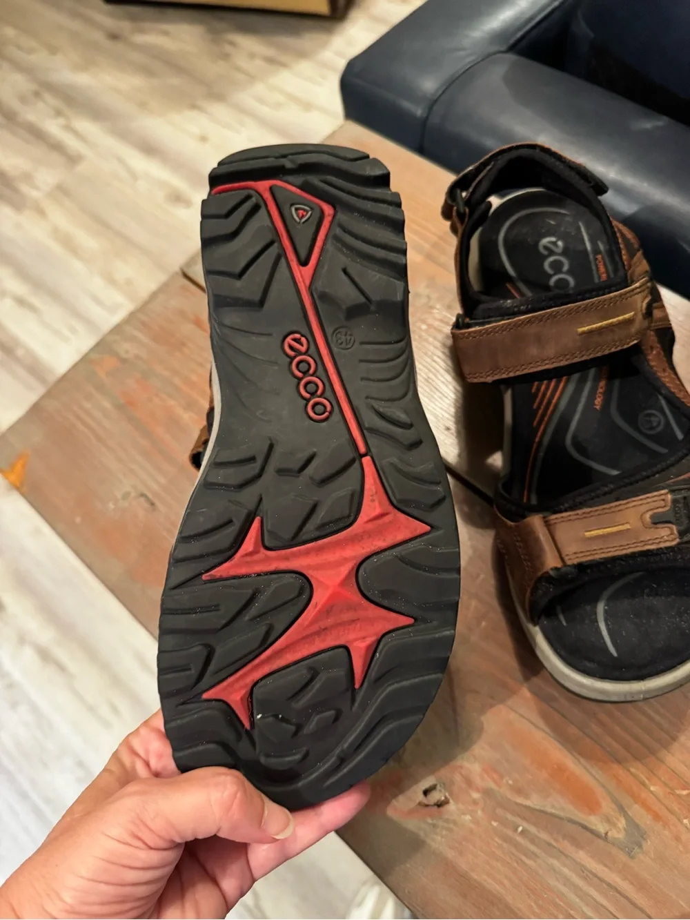 Ecco Men’s Brown Leather Adjustable Outdoor Sandals size 43